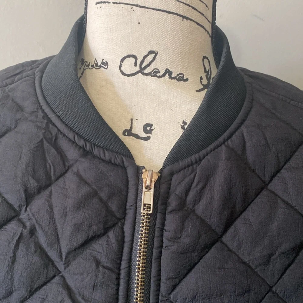 Jacket - Picture 2 of 9